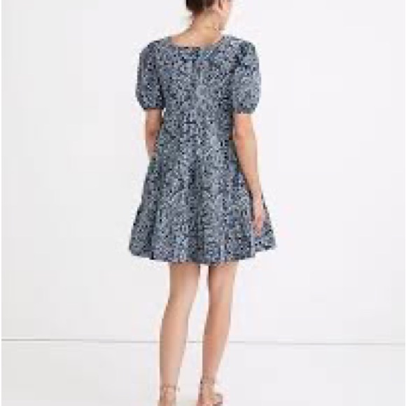 Poplin-Pop Sleeve Tiered Dress in Paisley Garden 💙💙💙by Madewell - Picture 4 of 13